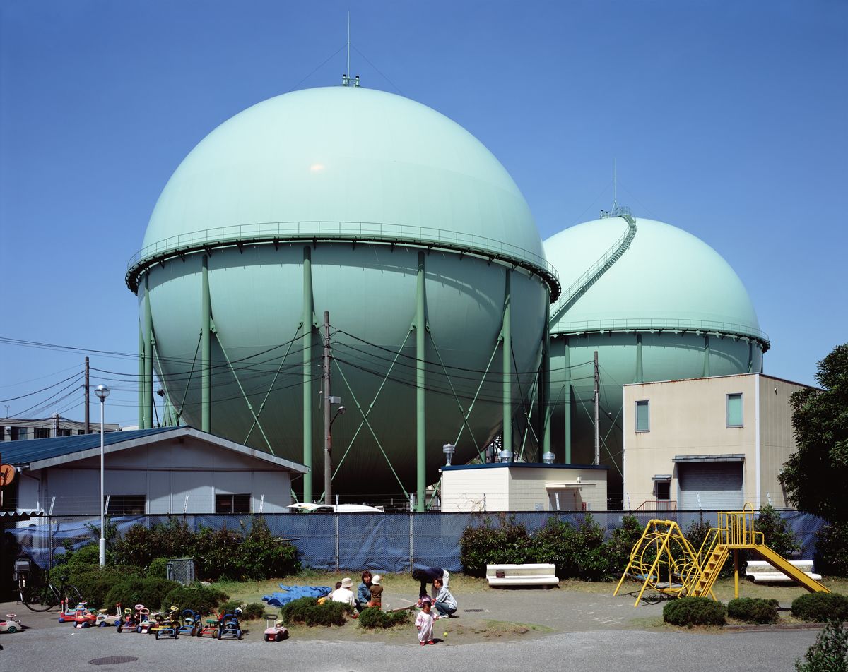 The Gas Works 3 The Gas Works (ガス工場) Tokyo 2003